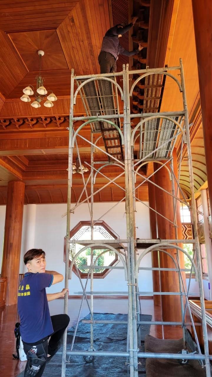 觀音禪寺：架設施工架處理大殿高處木構