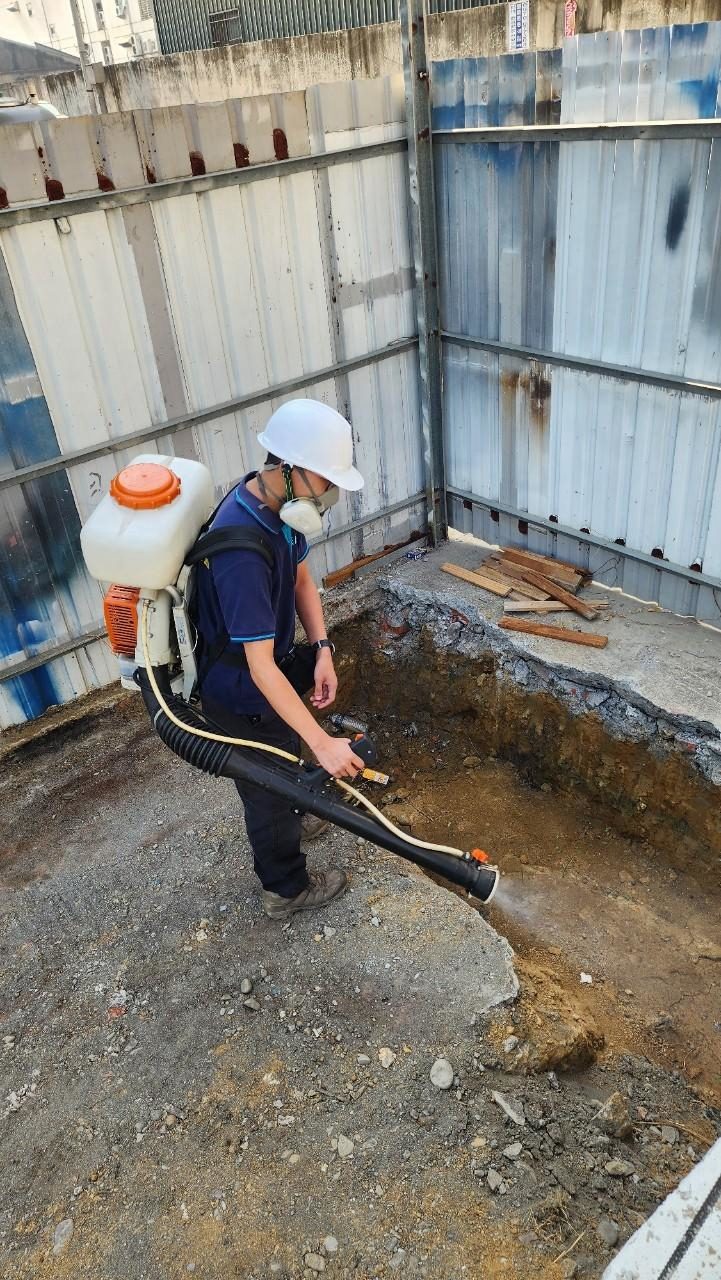 建築工地消毒:處理基地積水區